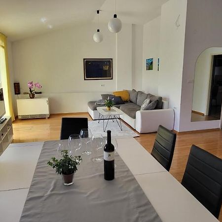 Apartment Petra Pekica Pula Buitenkant foto